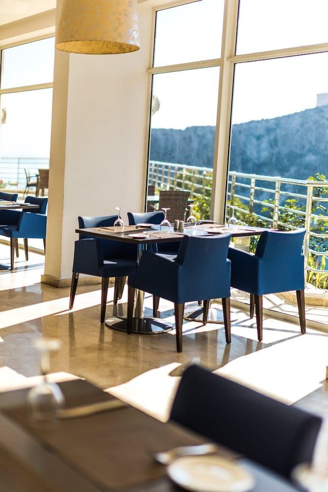 Suites Hotel Mohammed V By Accor Эль-Хосейма Экстерьер фото