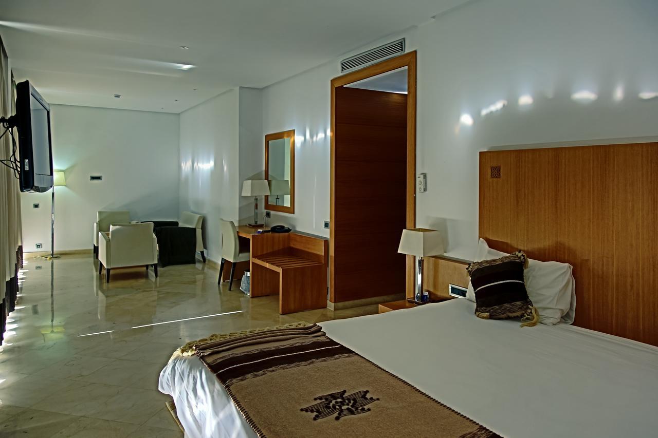 Suites Hotel Mohammed V By Accor Эль-Хосейма Экстерьер фото