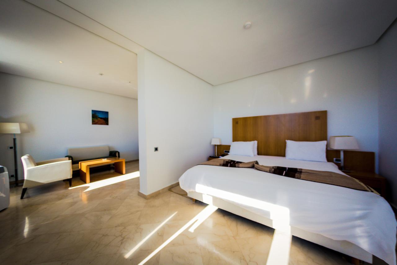 Suites Hotel Mohammed V By Accor Эль-Хосейма Экстерьер фото