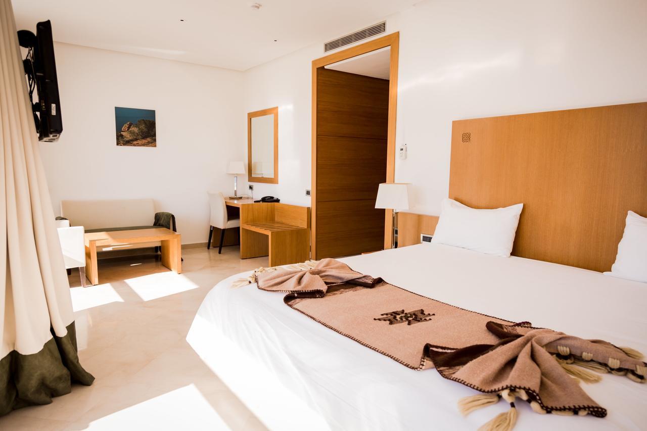 Suites Hotel Mohammed V By Accor Эль-Хосейма Экстерьер фото