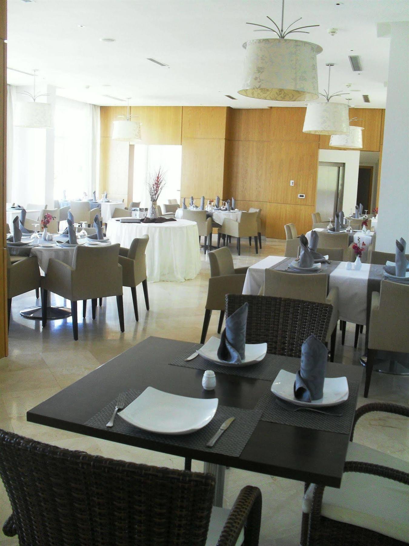 Suites Hotel Mohammed V By Accor Эль-Хосейма Экстерьер фото